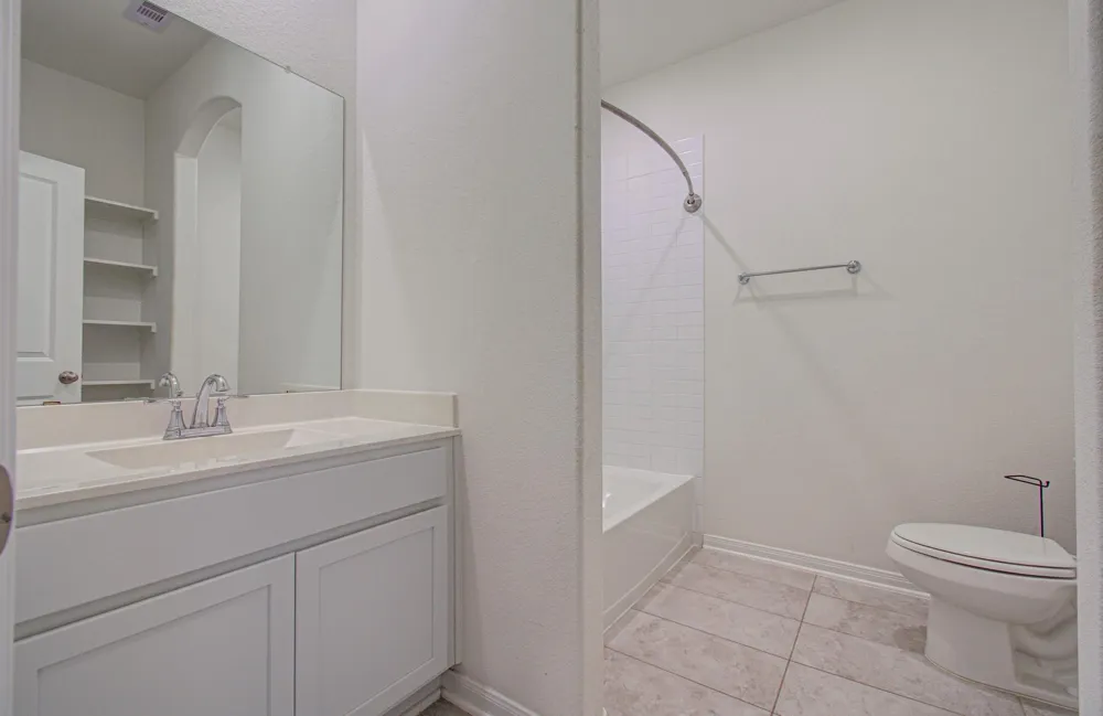 537 Green Meadows Drive West Columbia, TX 77486