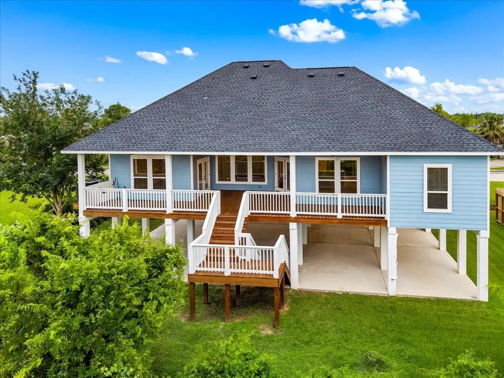 218 Debbie Lane San Leon, TX 77539