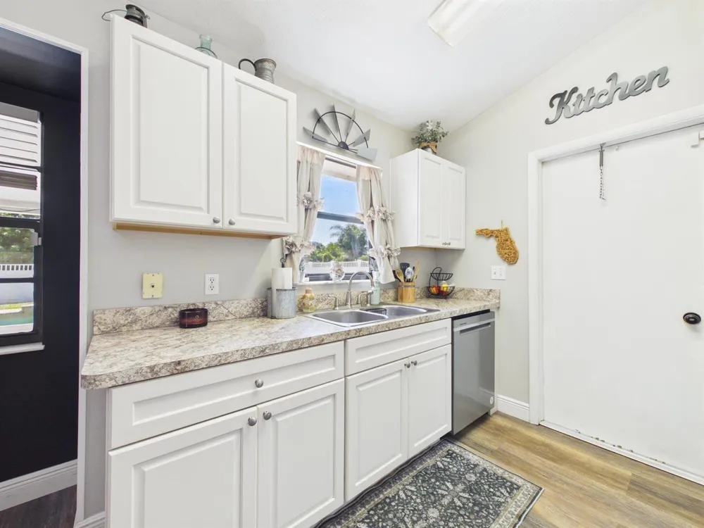 1150 SW 85TH WAY Okeechobee, FL 34974