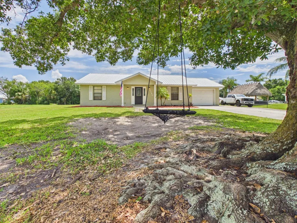 1150 SW 85TH WAY Okeechobee, FL 34974