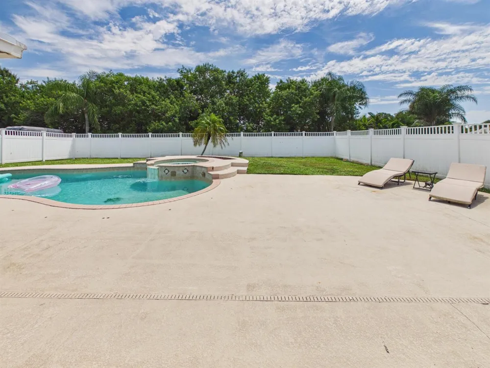1150 SW 85TH WAY Okeechobee, FL 34974