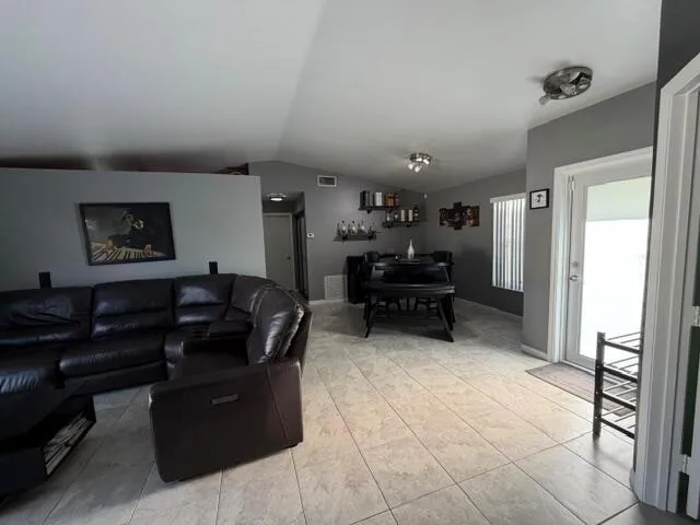924 CUMBERLAND TERRACE Davie, FL 33325