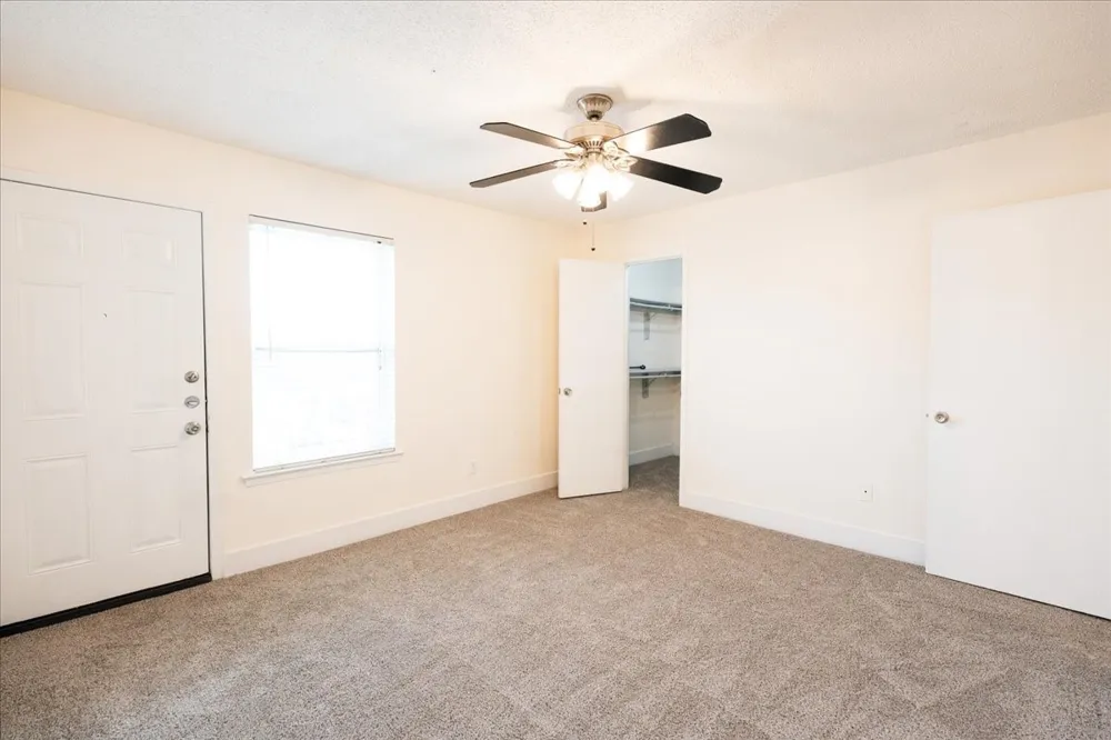 2200 E Trinity Mills Road #516 Carrollton, TX 75006