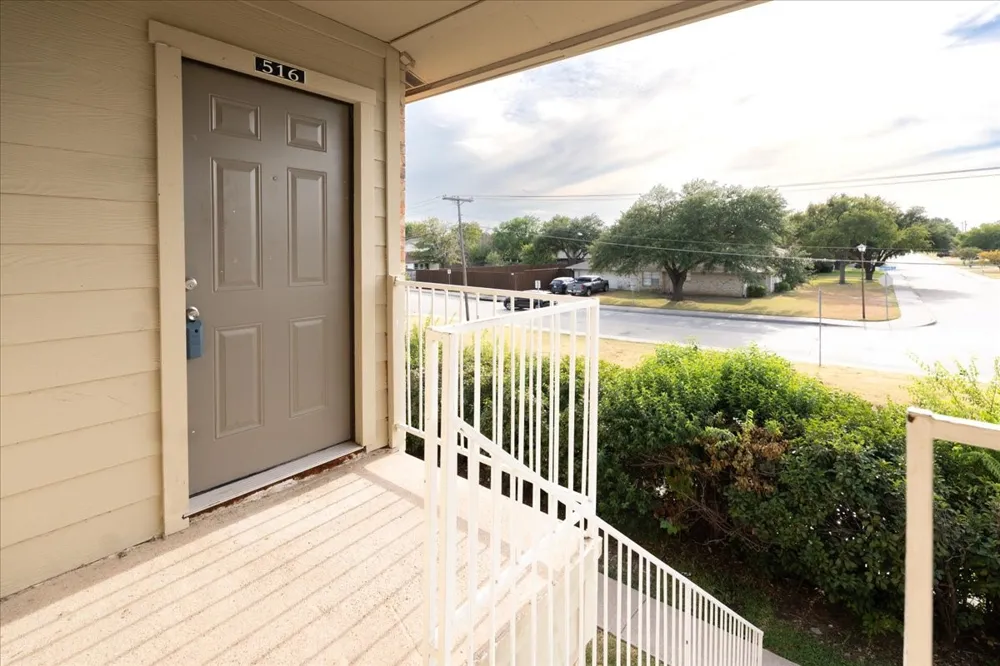 2200 E Trinity Mills Road #516 Carrollton, TX 75006