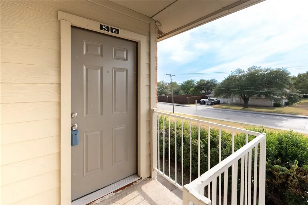 2200 E Trinity Mills Road #516 Carrollton, TX 75006