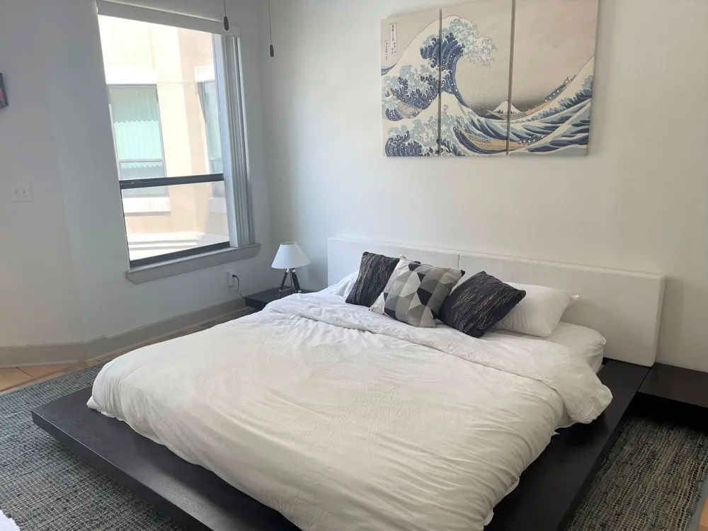 1901 Post Oak Boulevard #2605 Houston, TX 77056