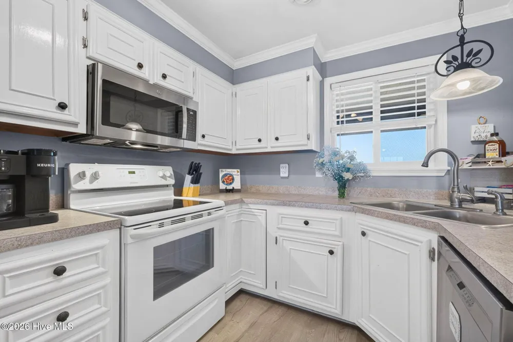 2714 W Beach Drive ## 114 Oak Island, NC 28465