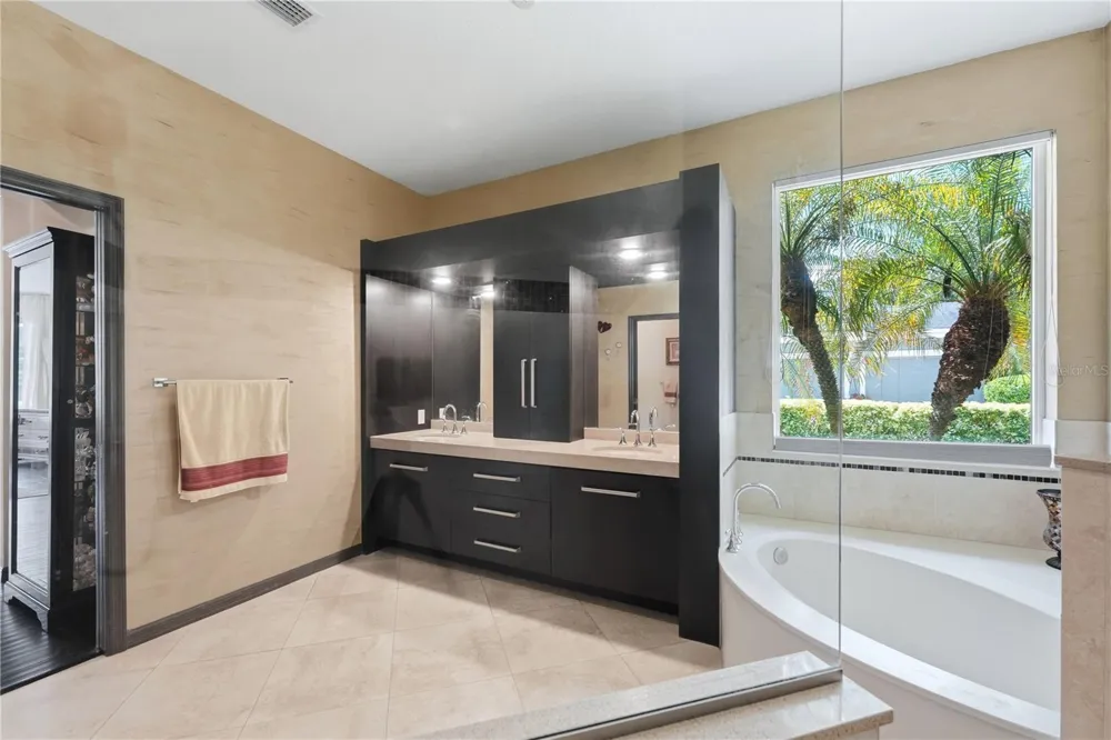 1568 HICKORY VIEW CIRCLE Parrish, FL 34219