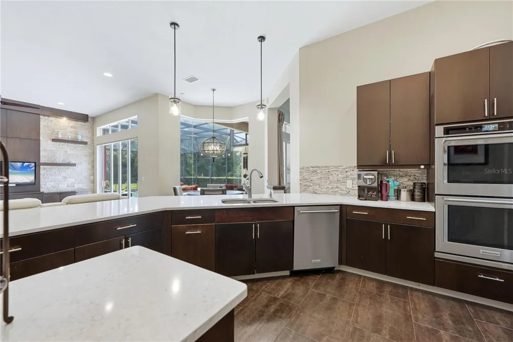 1568 HICKORY VIEW CIRCLE Parrish, FL 34219