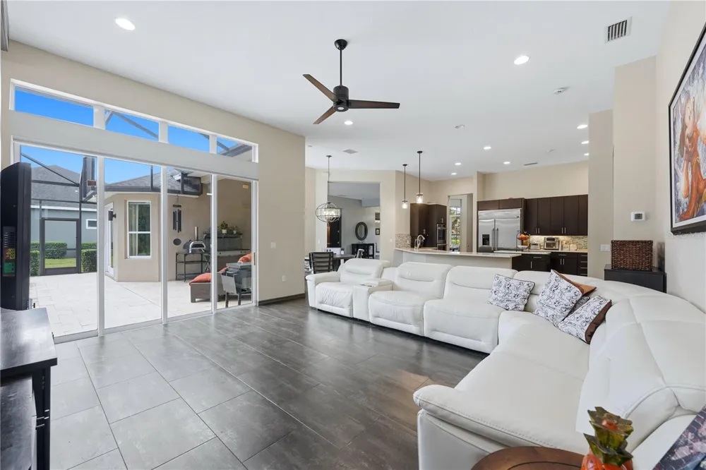 1568 HICKORY VIEW CIRCLE Parrish, FL 34219