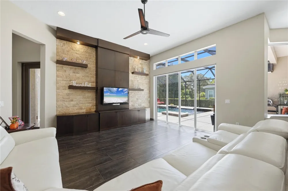 1568 HICKORY VIEW CIRCLE Parrish, FL 34219