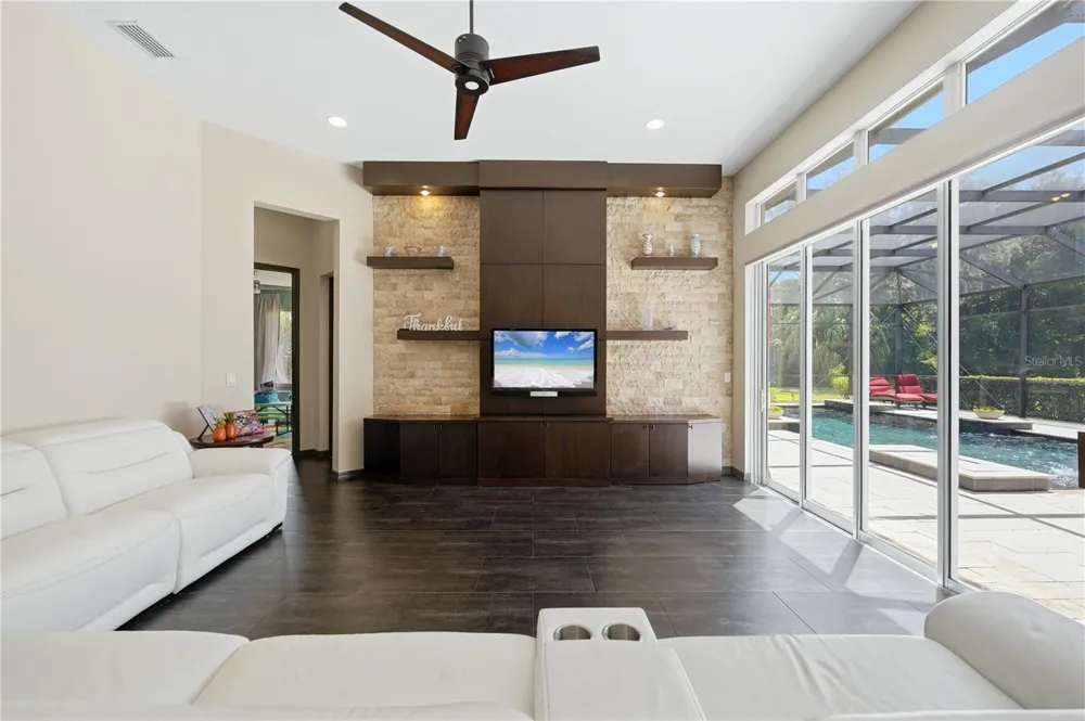 1568 HICKORY VIEW CIRCLE Parrish, FL 34219