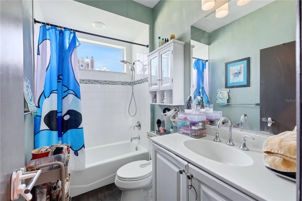 1568 HICKORY VIEW CIRCLE Parrish, FL 34219
