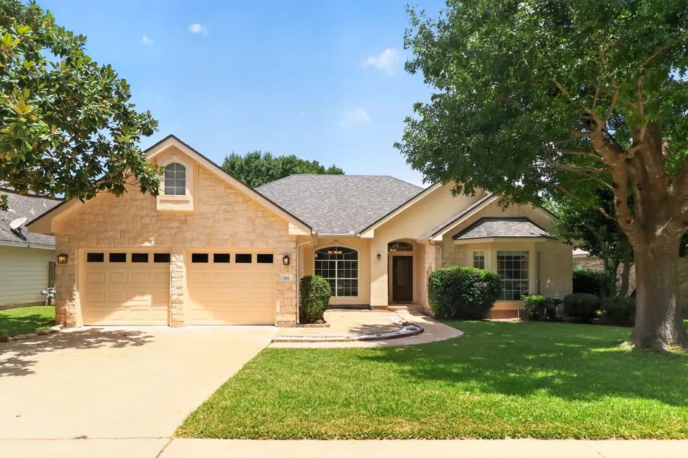 102 River Down Road Georgetown, TX 78628