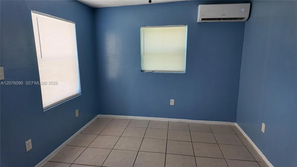 620 NW 16th Ave #2 Pompano Beach, FL 33069