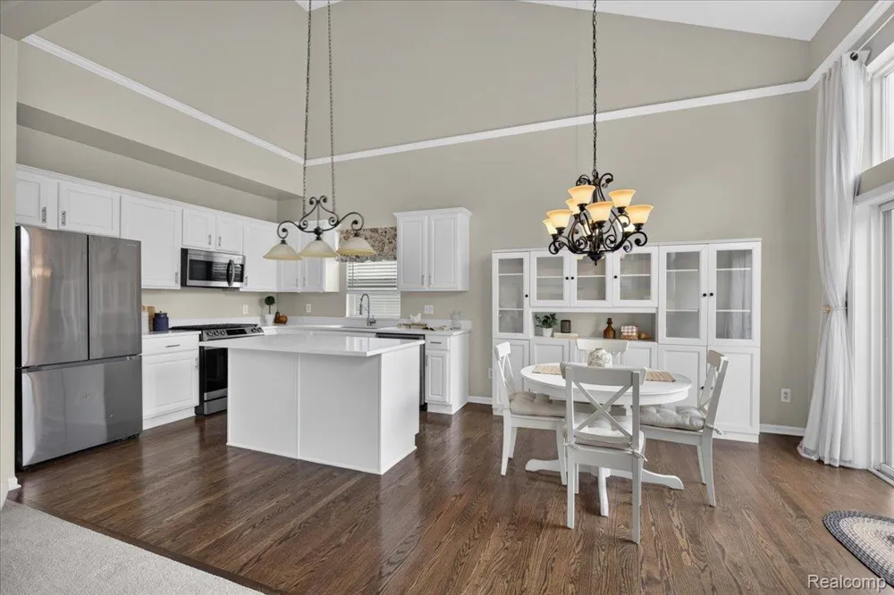 840 Cross Circle Oxford Charter Township, MI 48371