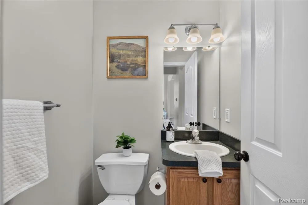840 Cross Circle Oxford Charter Township, MI 48371
