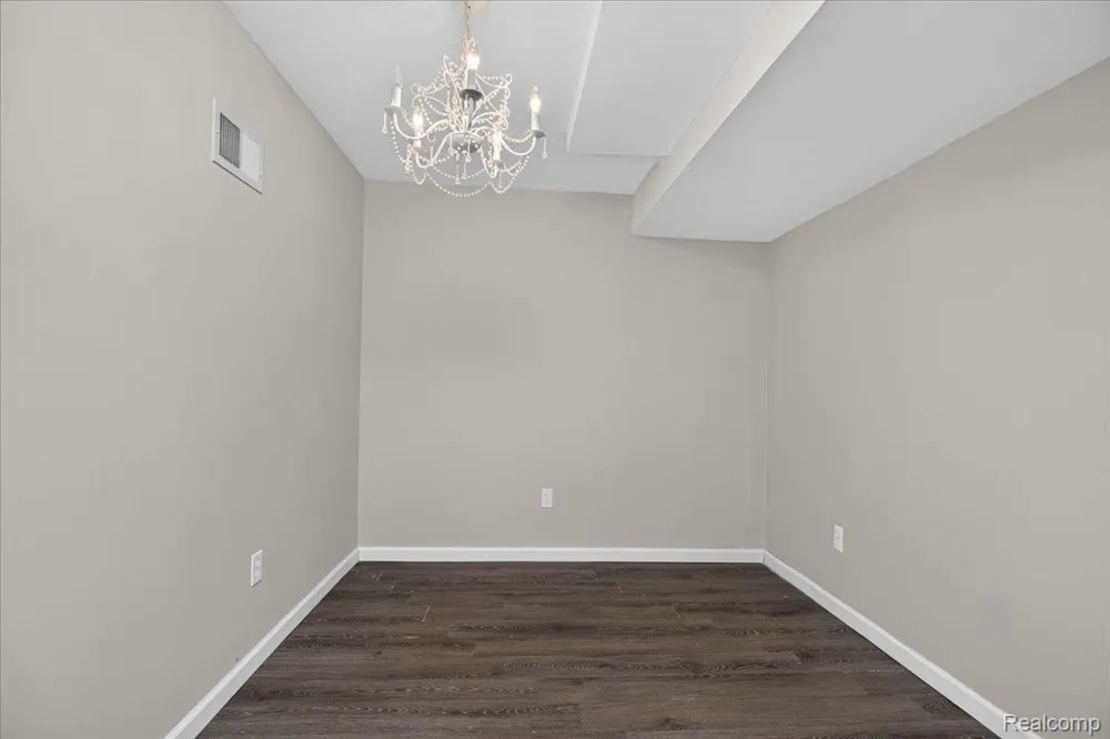 840 Cross Circle Oxford Charter Township, MI 48371