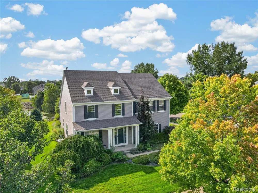 840 Cross Circle Oxford Charter Township, MI 48371