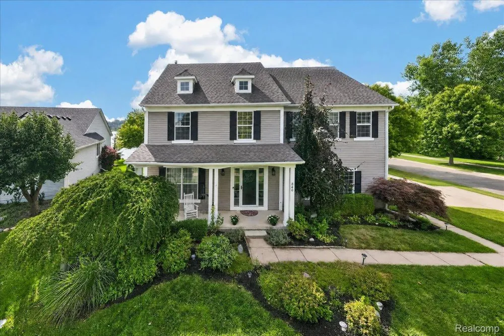 840 Cross Circle Oxford Charter Township, MI 48371