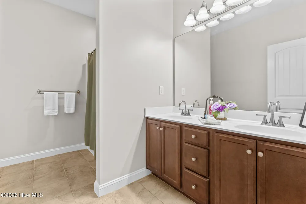 252 Derby Downs Drive Sneads Ferry, NC 28460