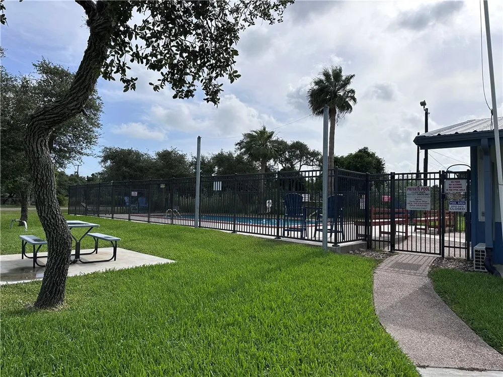 159 Dolphin Drive Rockport, TX 78382