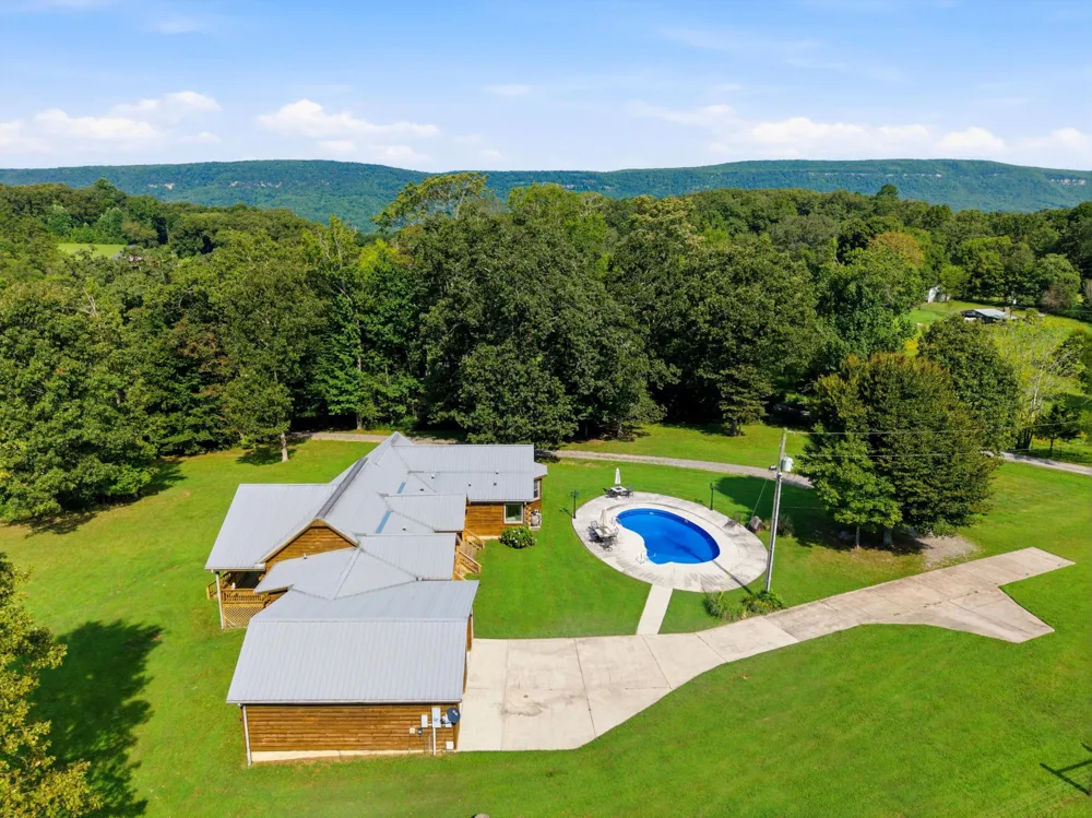 130 Belmont Church Road Whitwell, TN 37397