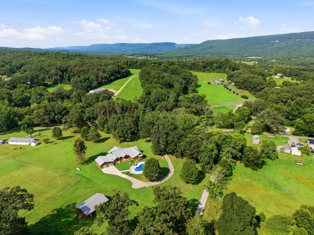 130 Belmont Church Road Whitwell, TN 37397
