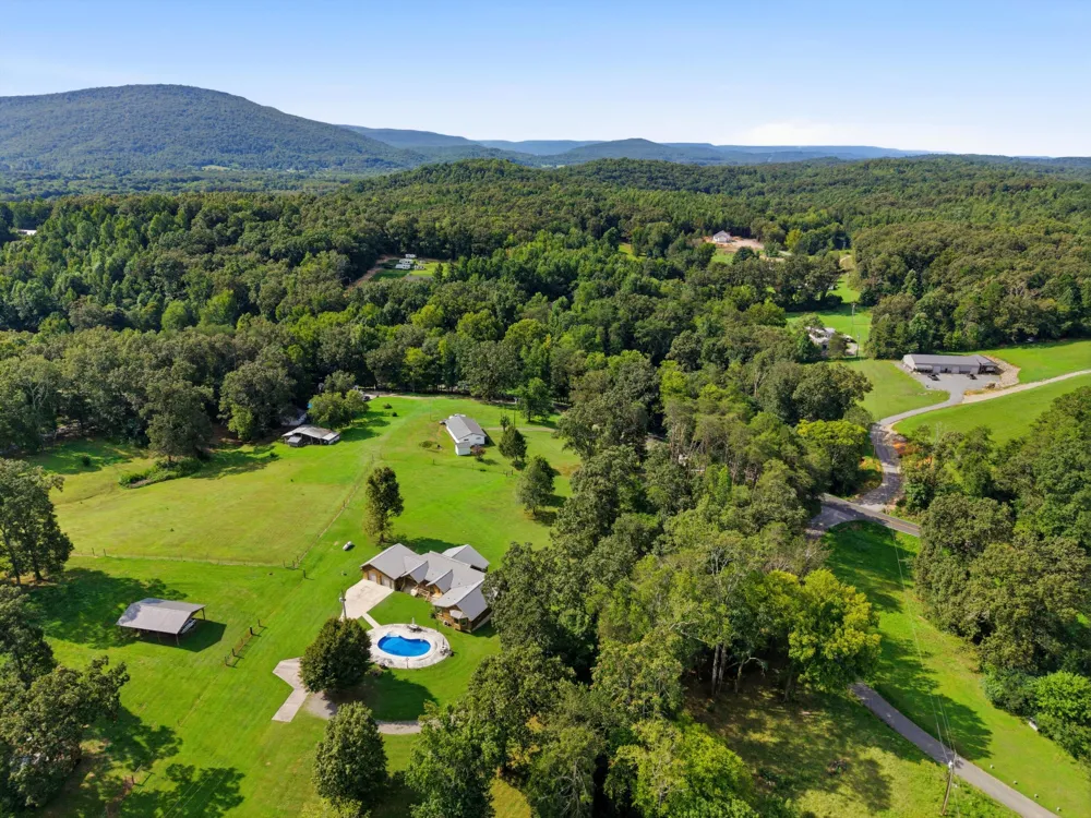 130 Belmont Church Road Whitwell, TN 37397