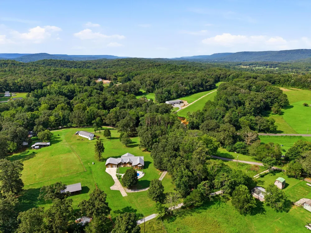 130 Belmont Church Road Whitwell, TN 37397
