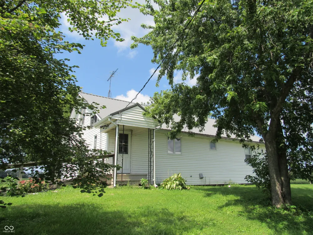 1731 W 600 S Crawfordsville, IN 47933