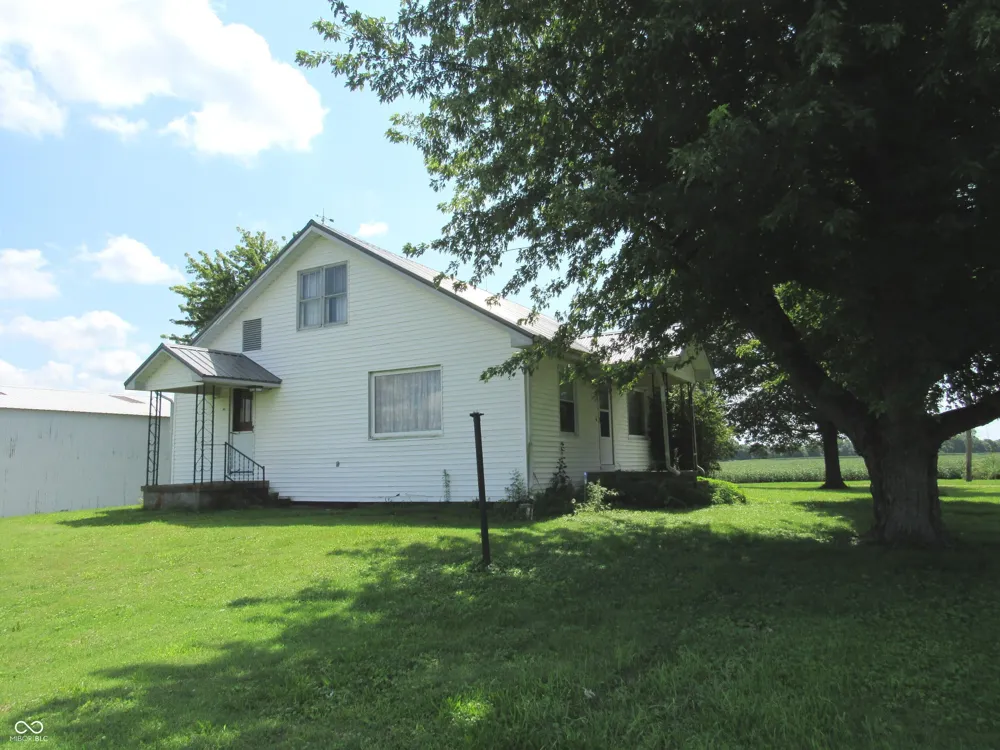 1731 W 600 S Crawfordsville, IN 47933