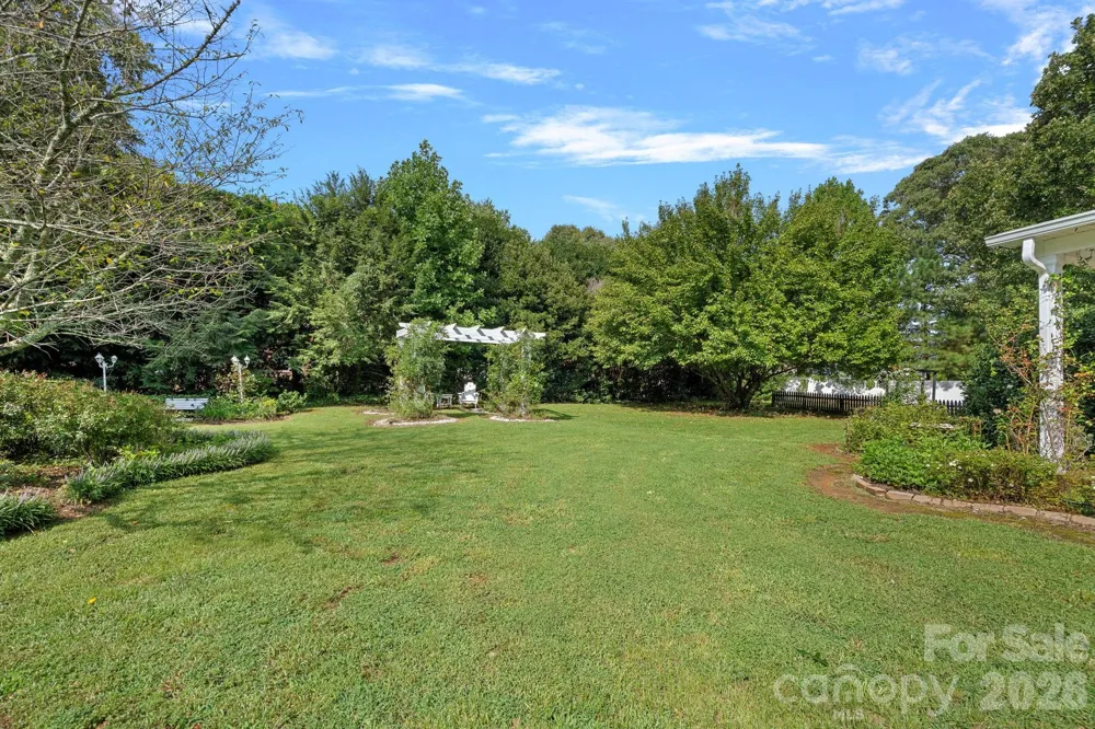 127 Celeste Estates Road Statesville, NC 28677