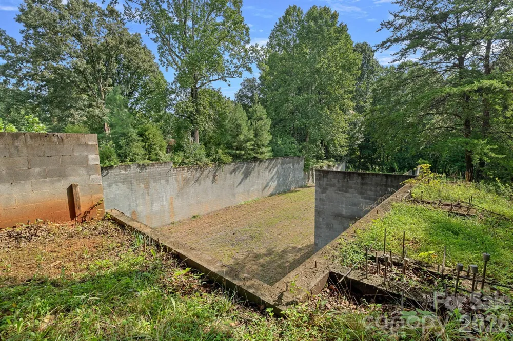 127 Celeste Estates Road Statesville, NC 28677