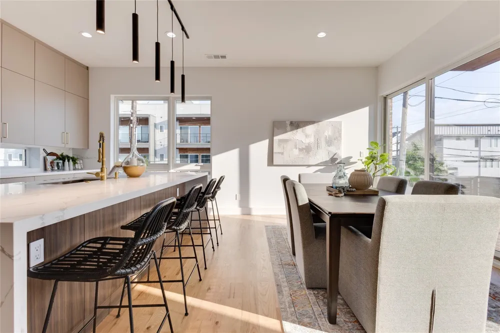 2336 Carroll Avenue Dallas, TX 75204
