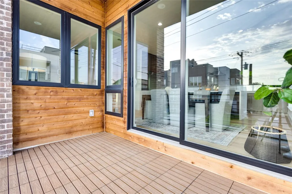 2336 Carroll Avenue Dallas, TX 75204