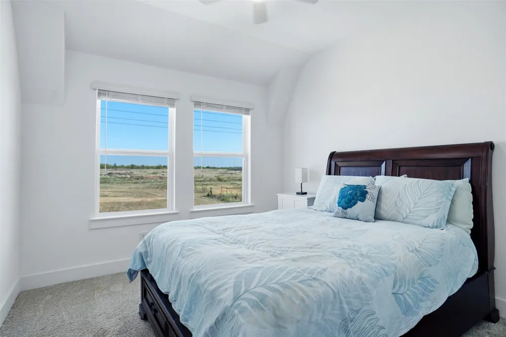 1085 Carnation Drive Crowley, TX 76036