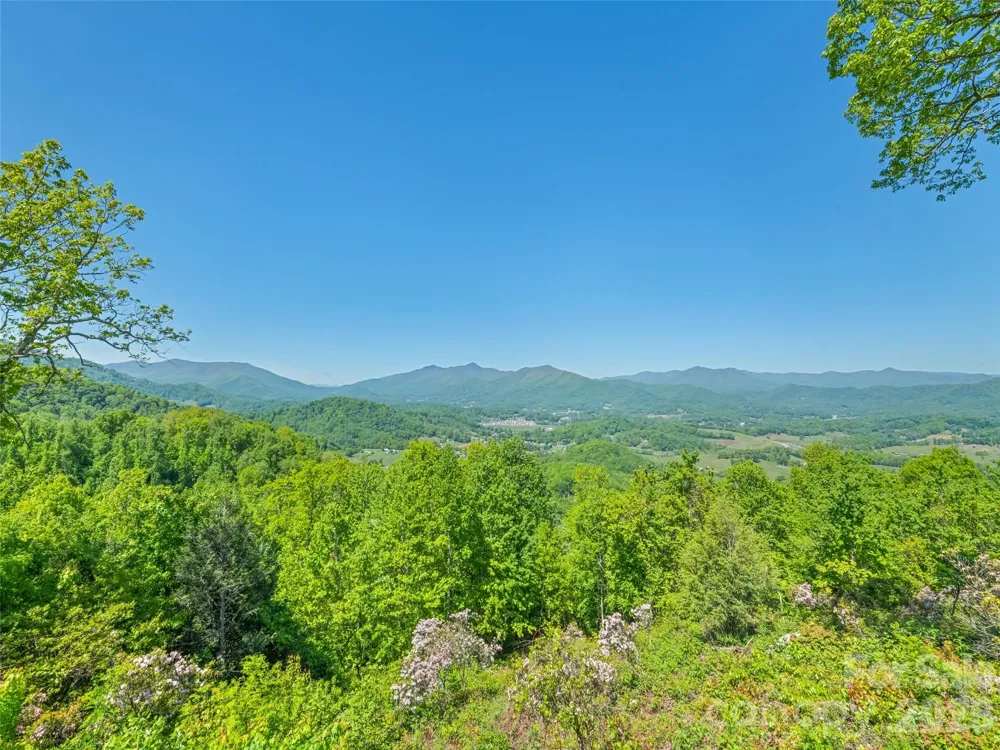 600 Brandywine Road #Unit 2 Waynesville, NC 28786
