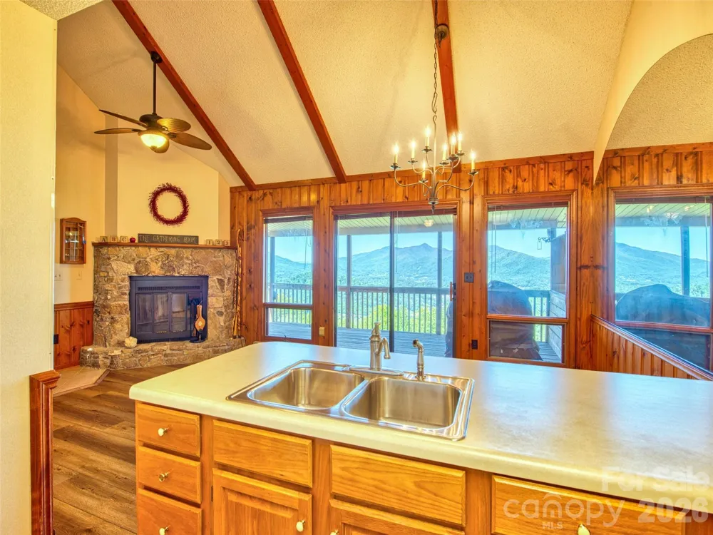 600 Brandywine Road #Unit 2 Waynesville, NC 28786