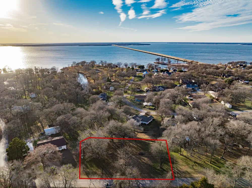 Lakeview Dr. East Tawakoni, TX 75472