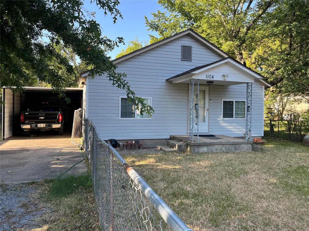 1104 Harris Muskogee, OK 74403