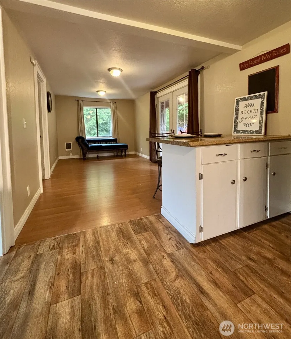 202 Old Hill Road Aberdeen, WA 98520