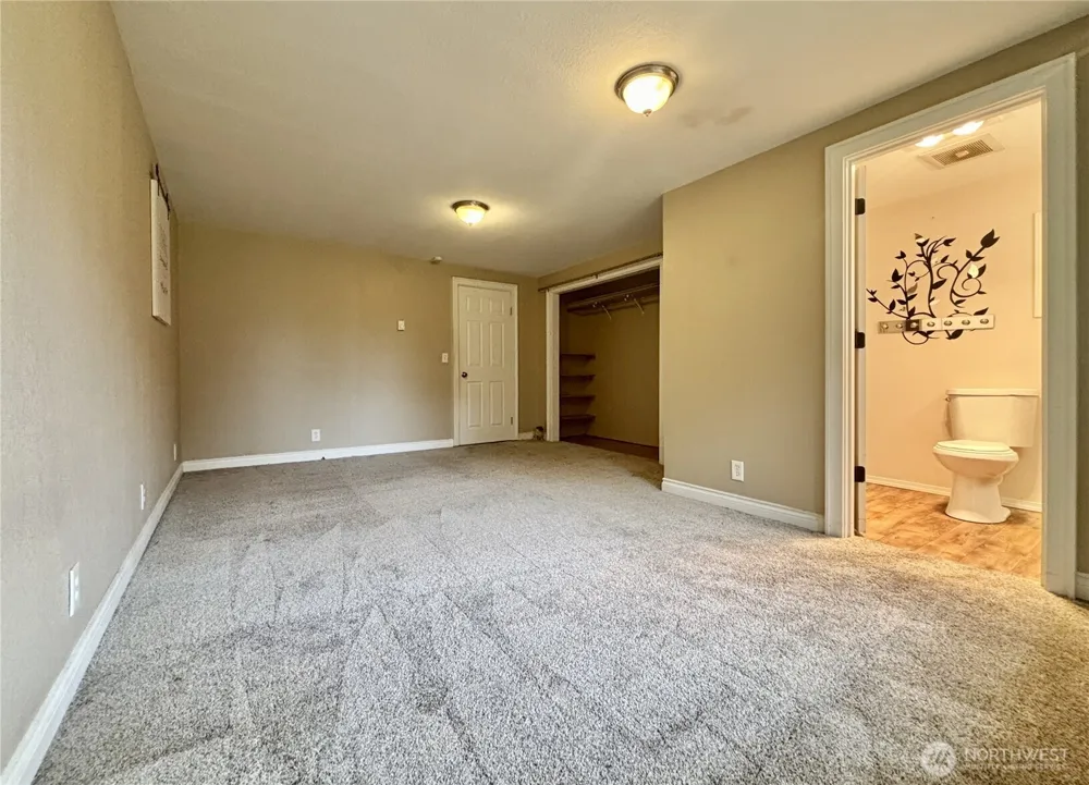 202 Old Hill Road Aberdeen, WA 98520