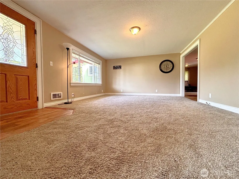202 Old Hill Road Aberdeen, WA 98520