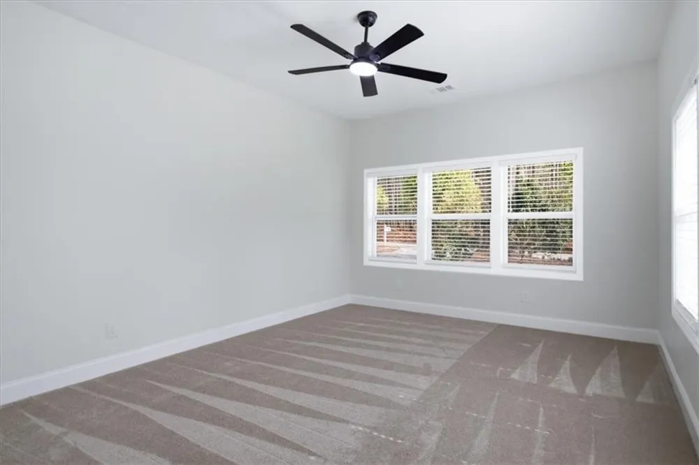 4911 Lower Jersey Road Oxford, GA 30054
