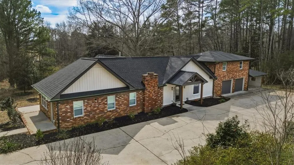 4911 Lower Jersey Road Oxford, GA 30054