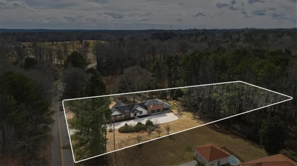 4911 Lower Jersey Road Oxford, GA 30054