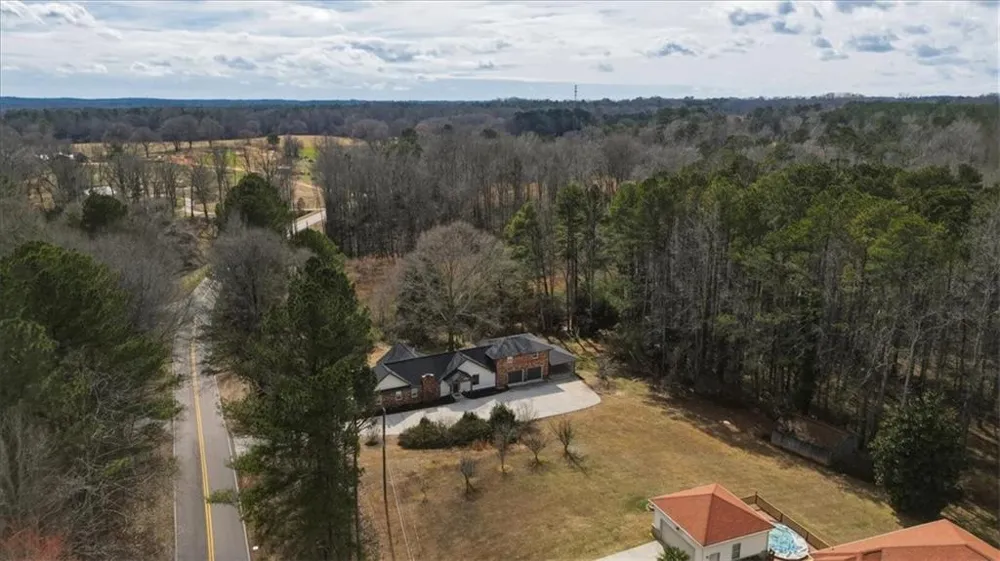 4911 Lower Jersey Road Oxford, GA 30054