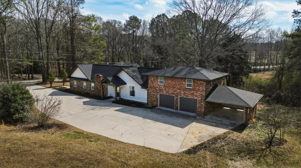 4911 Lower Jersey Road Oxford, GA 30054