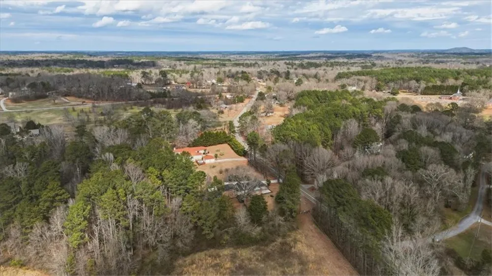 4911 Lower Jersey Road Oxford, GA 30054
